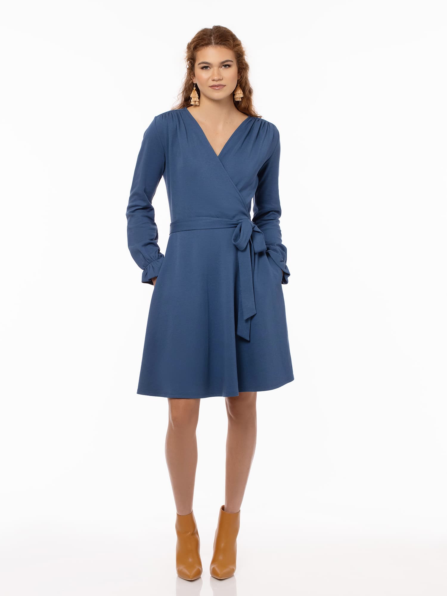 The Alice in Knee Length M (10-12) The Alice in Knee Length M (10-12)