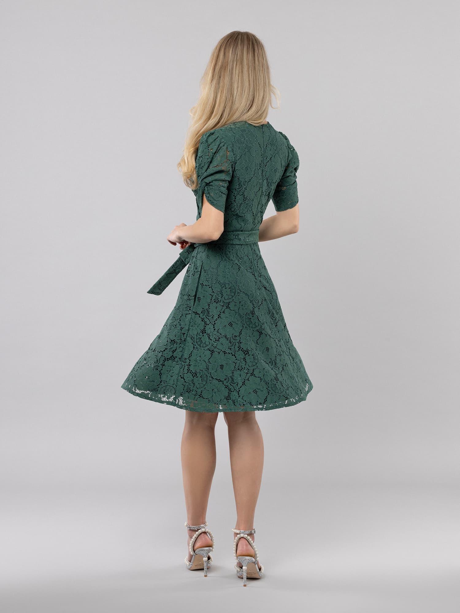 The Alison in Knee Length XL (16-18) The Alison in Knee Length XL (16-18)